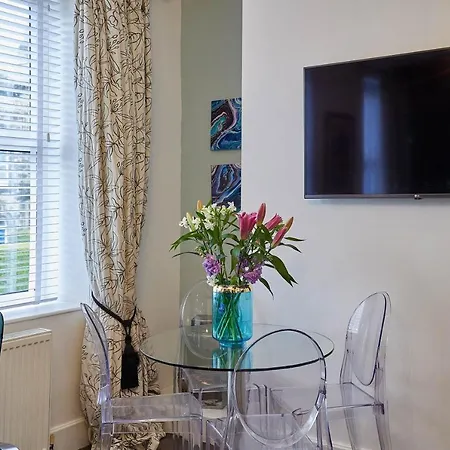 The Granville - Delightful 2-Bed Victorian Apartment Harrogate Exterior foto